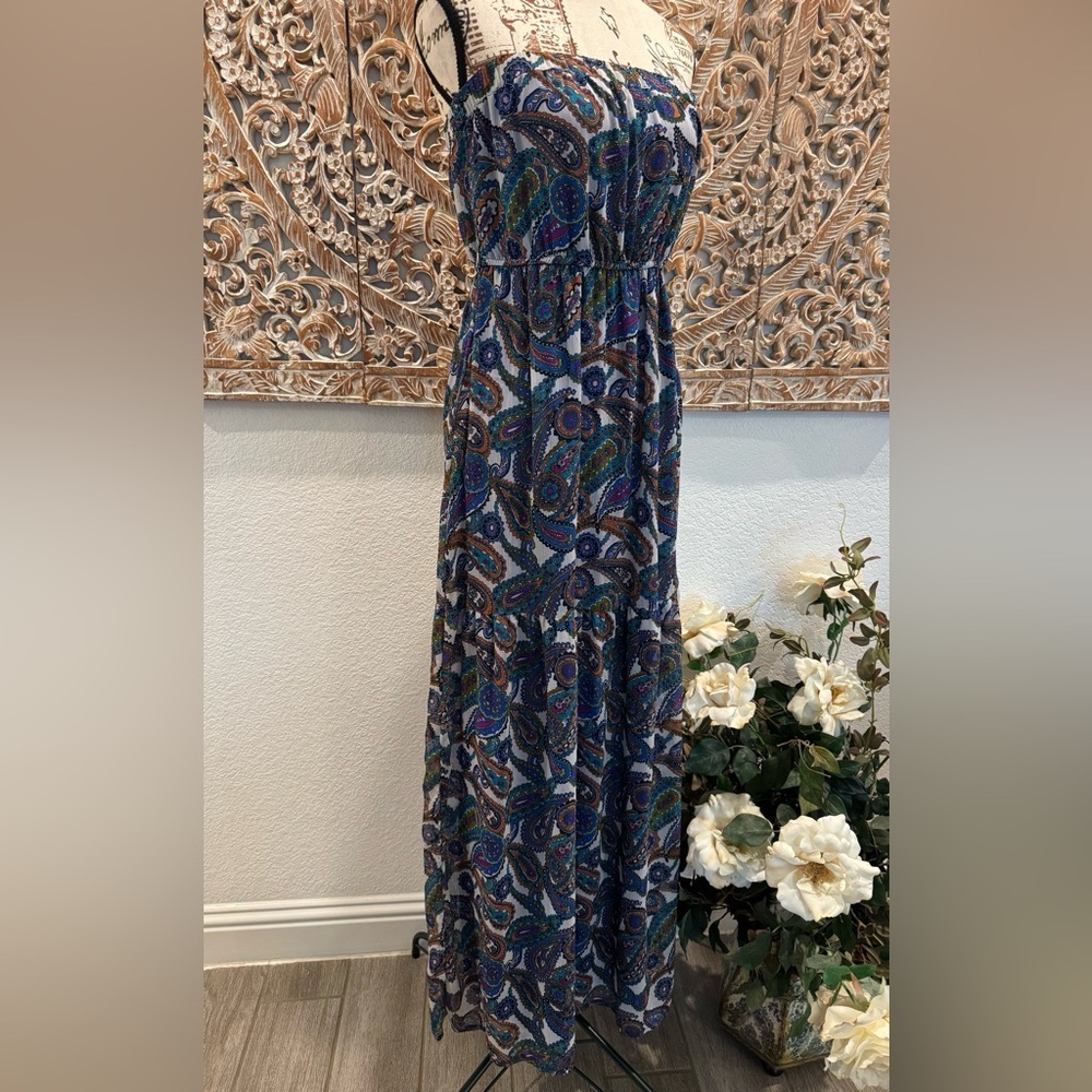 Charming Charlie Strapless Paisley Maxie Dress- size M - Picture 3 of 13